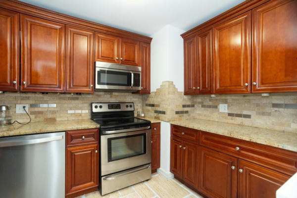 3550 N LAKE SHORE DR APT 2106, CHICAGO, IL 60657, photo 4 of 13