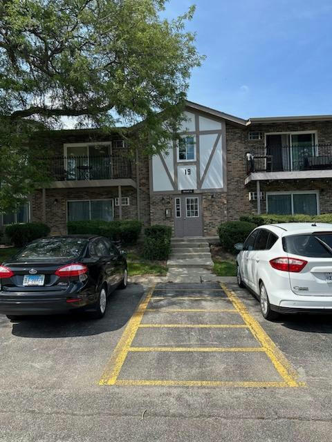 9 LAKE DR # 202, WILLOWBROOK, IL 60527, photo 1 of 2
