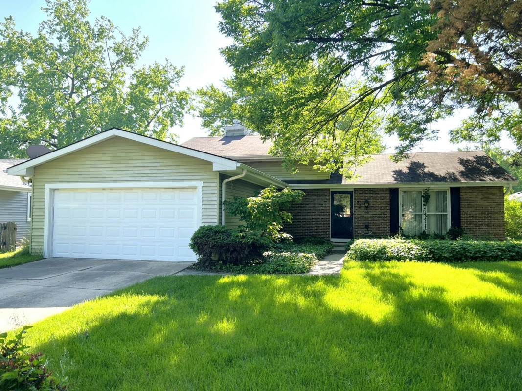 23 S BIRCHWOOD DR, NAPERVILLE, IL 60540, photo 1 of 18
