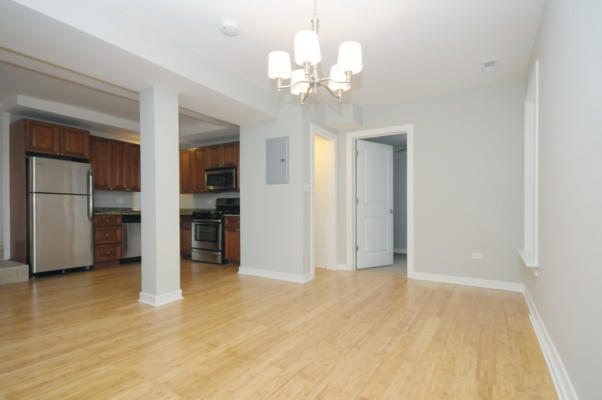 6334 N CLAREMONT AVE, CHICAGO, IL 60659, photo 5 of 7