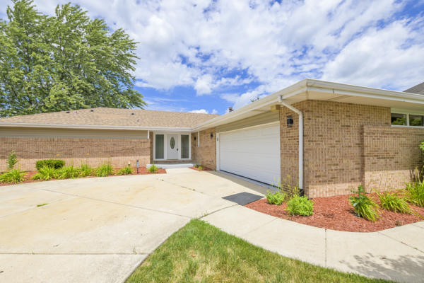 9836 W CIRCLE PKWY, PALOS PARK, IL 60464 - Image 1