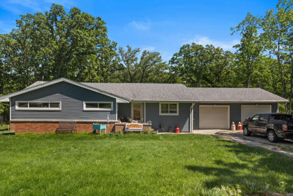 204 HICKORY DR, ROBERTS, IL 60962 - Image 1