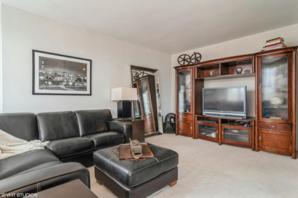3200 N LAKE SHORE DR APT 1503, CHICAGO, IL 60657, photo 4 of 26