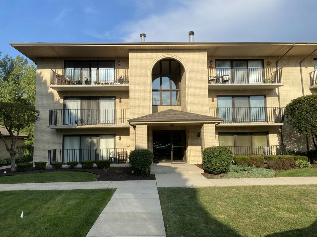 5808 W COLLEGE DR APT 1C, ALSIP, IL 60803, photo 1 of 19