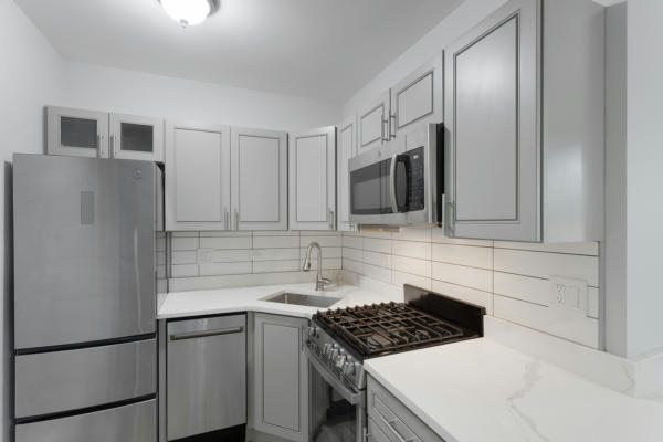 1521 W SHERWIN AVE APT 205, CHICAGO, IL 60626 Condo/Townhome For Rent ...