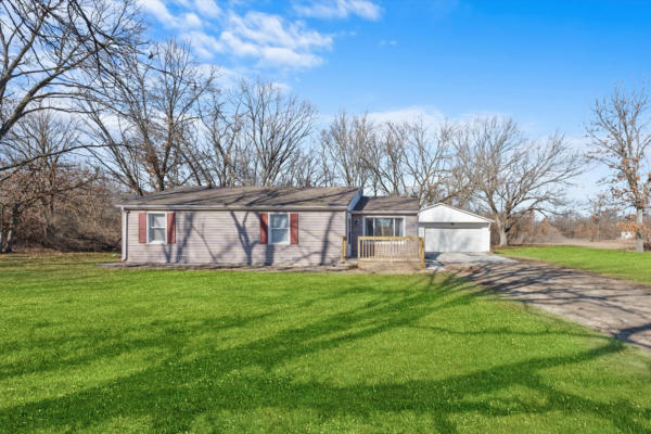 13269 E SPINNING WHEEL RD, PEMBROKE TWP, IL 60958 - Image 1