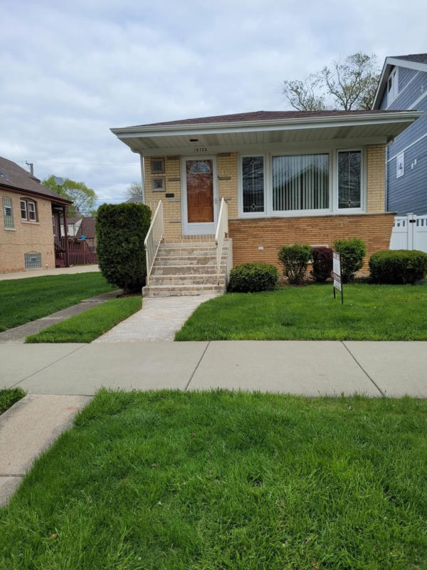 10735 S CAMPBELL AVE, CHICAGO, IL 60655, photo 1 of 10
