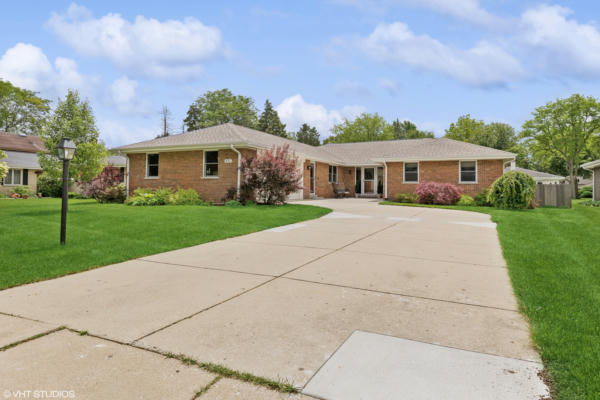 831 JAY DR, DOWNERS GROVE, IL 60516 - Image 1