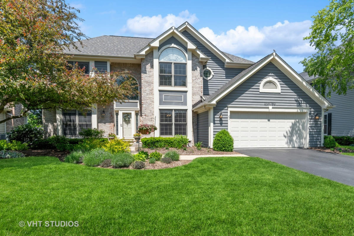 25W790 DEERPOINT DR, WHEATON, IL 60187, photo 1 of 35