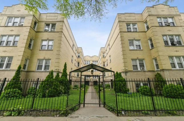 6454 N CLAREMONT AVE APT 3, CHICAGO, IL 60645, photo 1 of 11