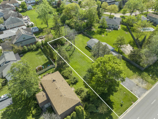 119 OGDEN AVE, CLARENDON HILLS, IL 60514 - Image 1