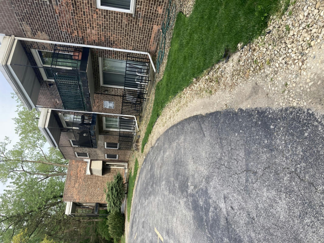2807 WILLOW RD APT 104, HOMEWOOD, IL 60430, photo 1 of 14