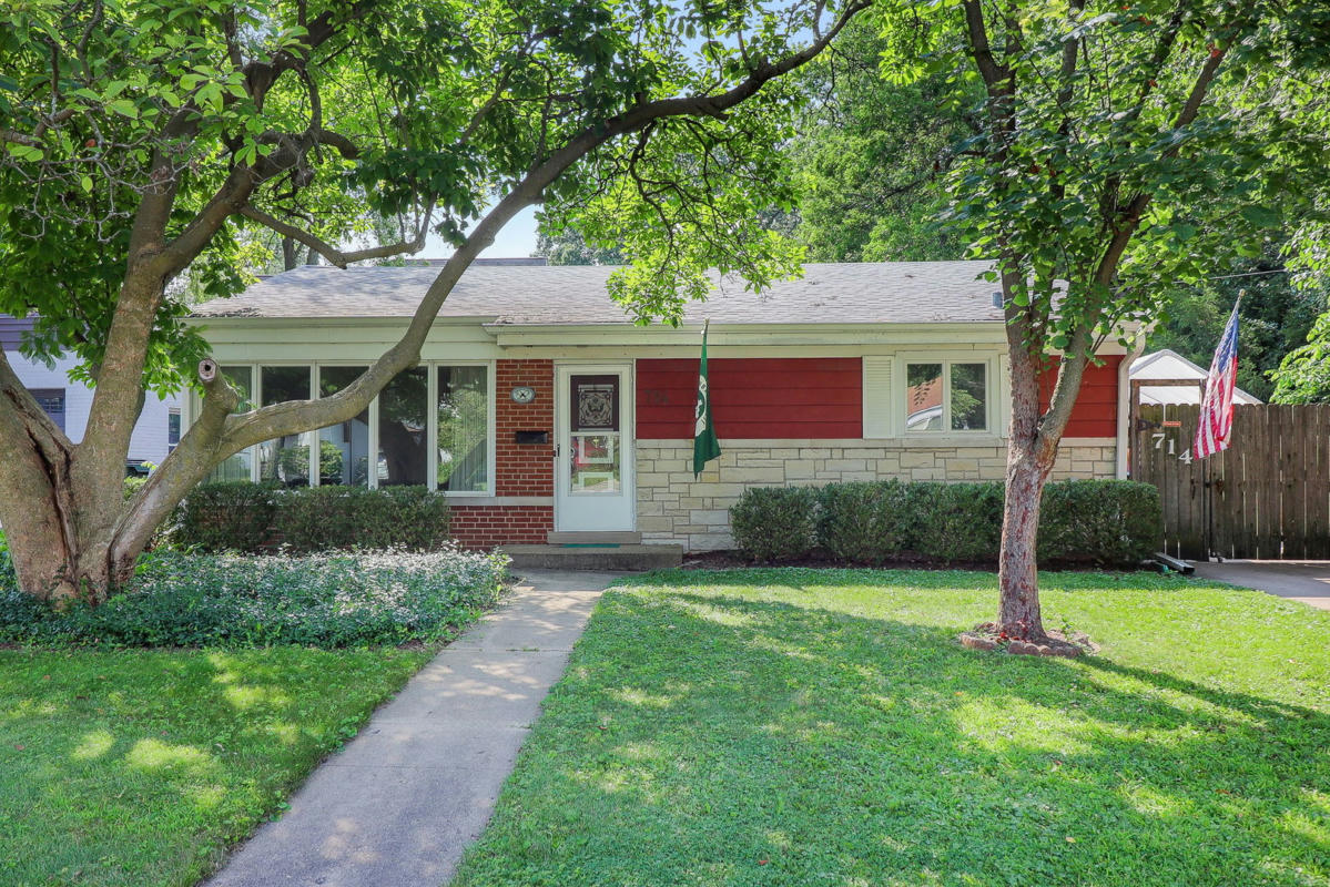 714 WESTERN AVE, GLEN ELLYN, IL 60137, photo 1 of 24