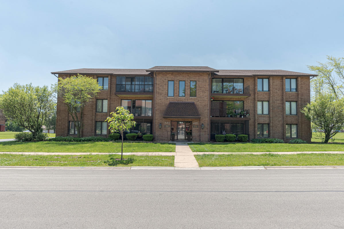 9949 TREETOP DR APT 3306, ORLAND PARK, IL 60462, photo 1 of 10