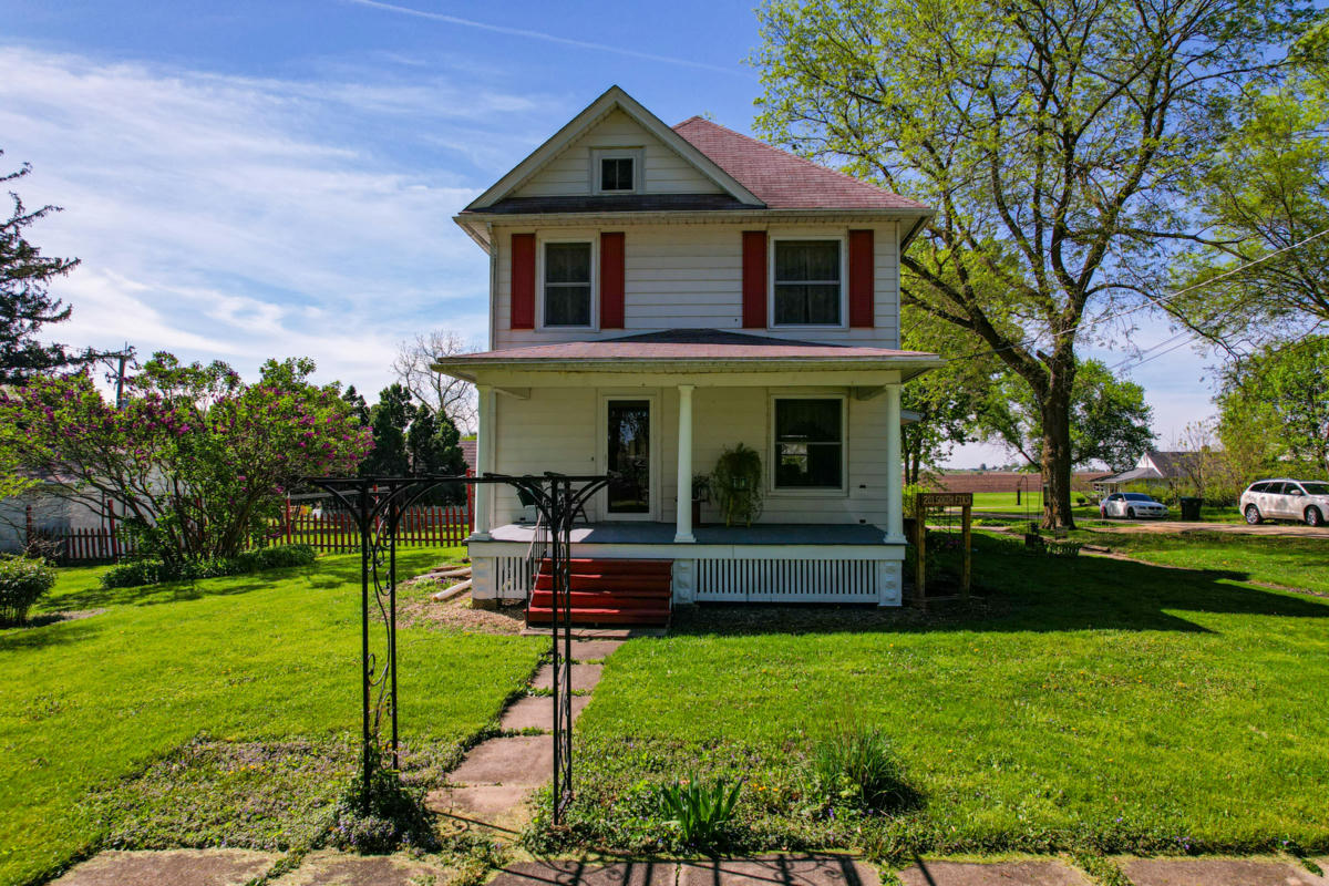 201 S 1ST ST, HOLCOMB, IL 61043, photo 1 of 52