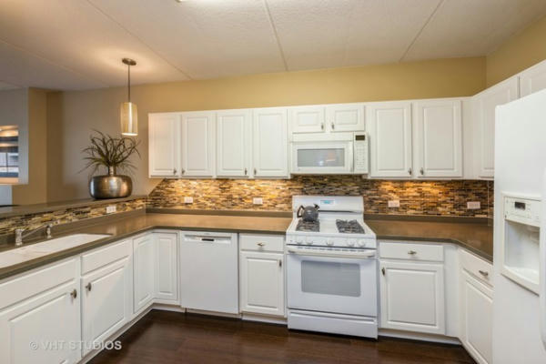 420 W BURLINGTON AVE UNIT 202, LA GRANGE, IL 60525, photo 4 of 10