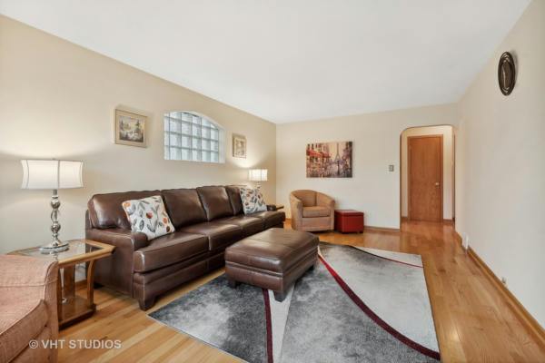 7540 N OVERHILL AVE, CHICAGO, IL 60631, photo 3 of 19