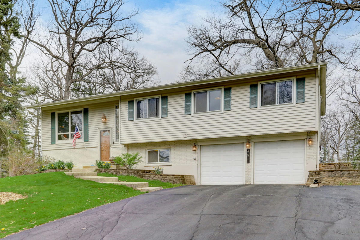 4611 TILE LINE RD, CRYSTAL LAKE, IL 60012, photo 1 of 55