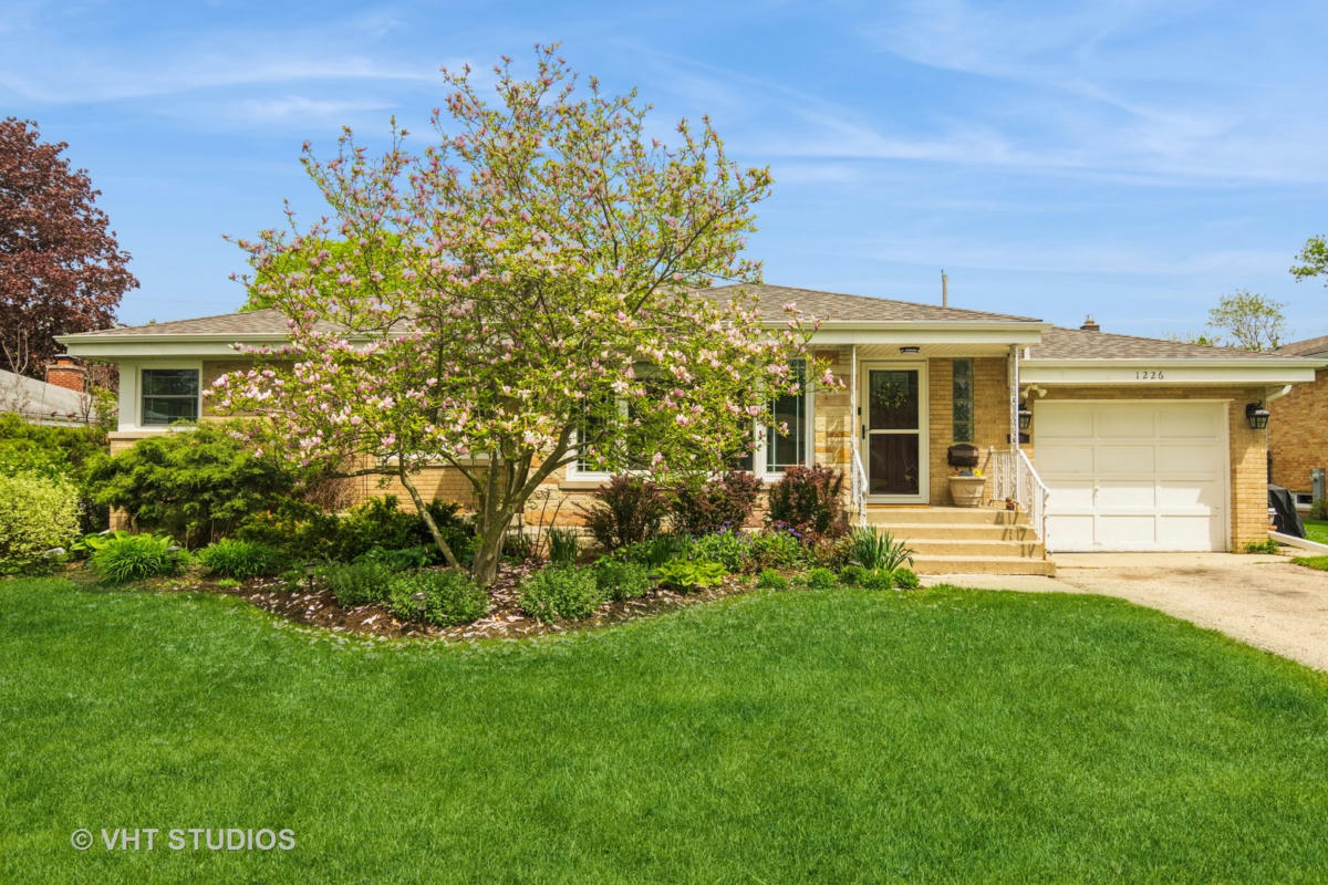 1226 W SUNSET TER, ARLINGTON HEIGHTS, IL 60005, photo 1 of 16