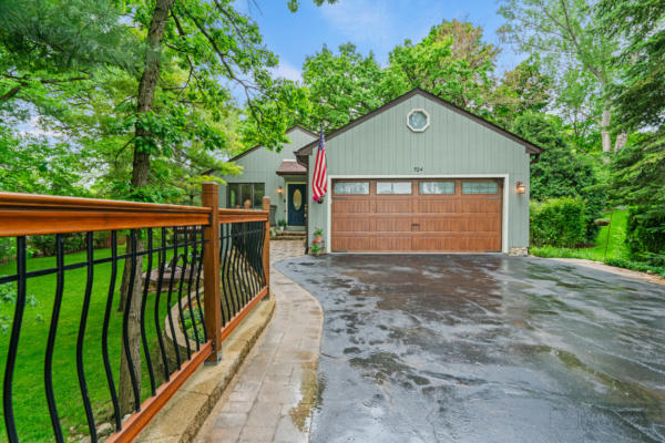 524 WILLOW ST, LAKE IN THE HILLS, IL 60156 - Image 1