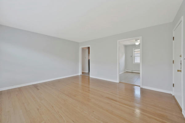 4428 N CENTRAL AVE APT 2W, CHICAGO, IL 60630, photo 4 of 10
