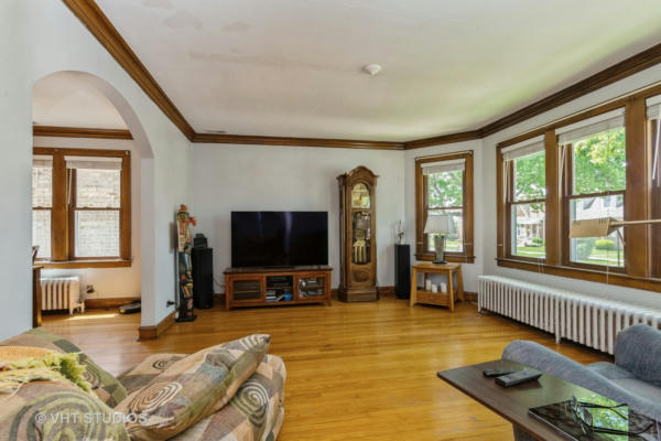 3233 N NEVA AVE, CHICAGO, IL 60634, photo 3 of 24