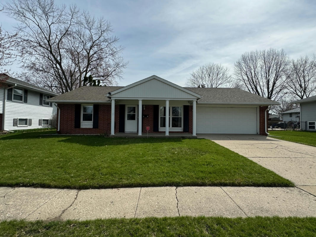 2104 12TH AVE, STERLING, IL 61081, photo 1 of 15